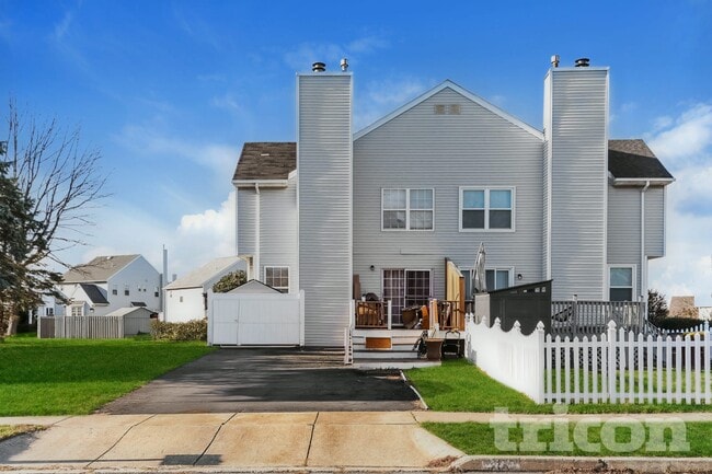 Building Photo - 362 Bradford Ln