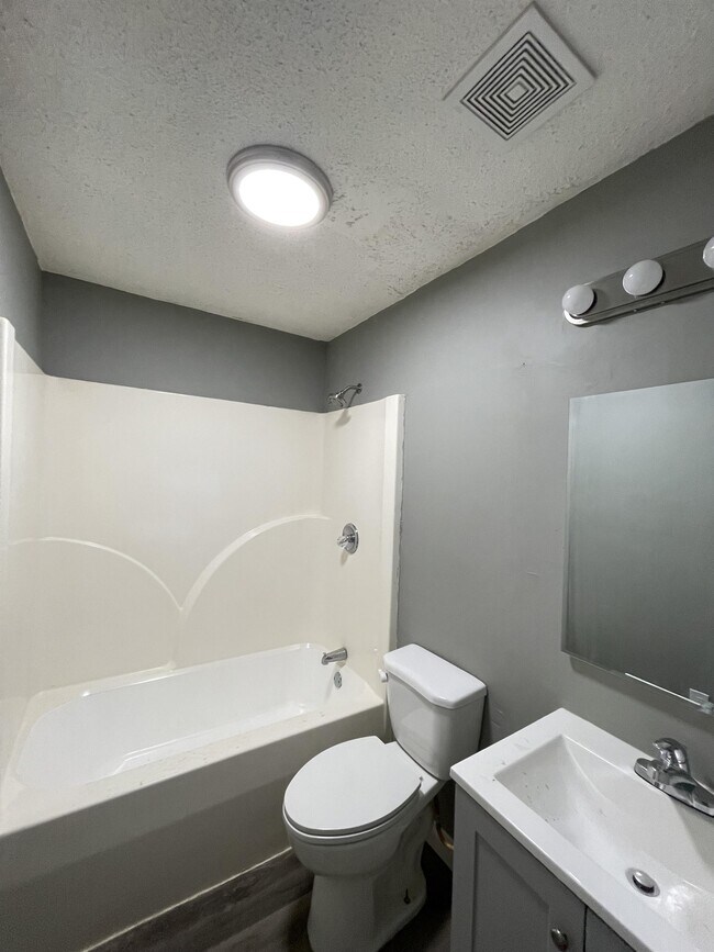 Building Photo - 5216 Fagan St