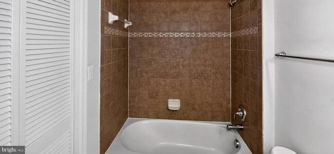 Building Photo - 11601 Leesborough Cir