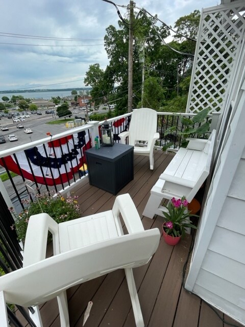 Balcony - 391 S Main St