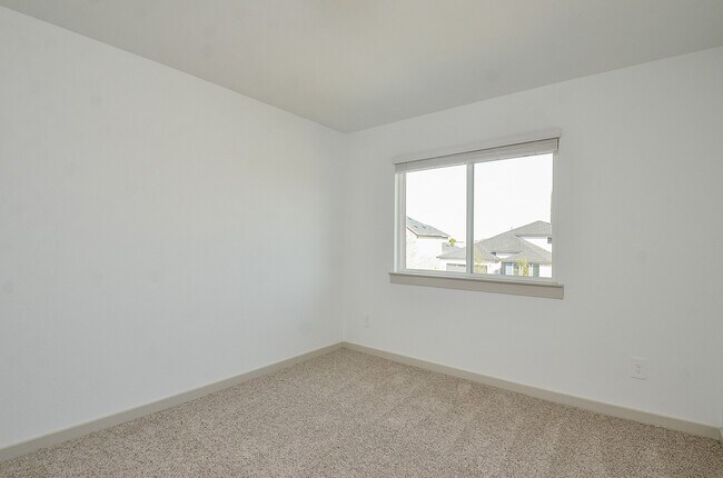 Building Photo - 29203 Pikes Peak Dr