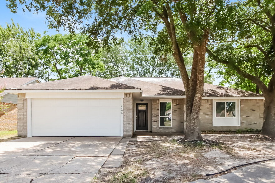 Primary Photo - 18806 Oak Bower Dr