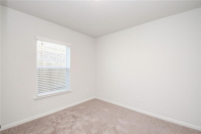 Building Photo - Charming 3BR House in Cleveland