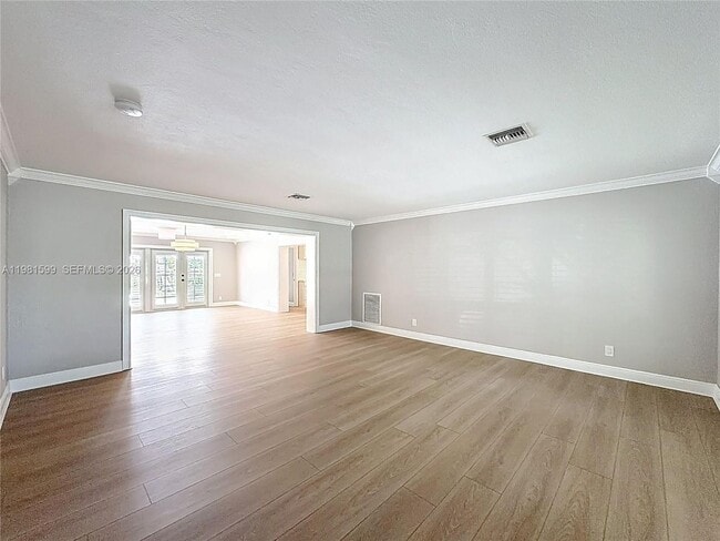 Building Photo - 2533 NE 21st Terrace