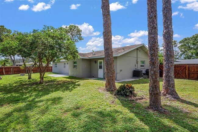 Building Photo - 4543 Galway Dr