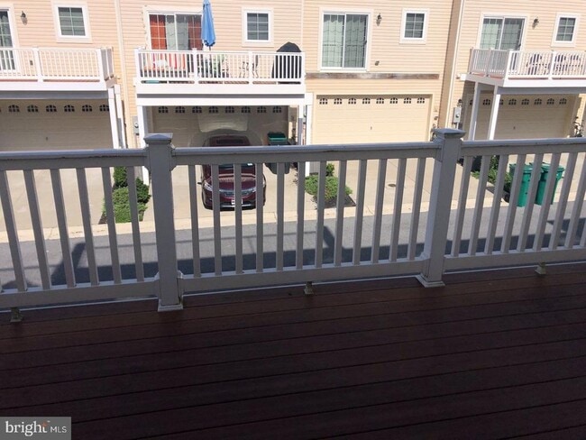 Building Photo - 7242 Brinley Way