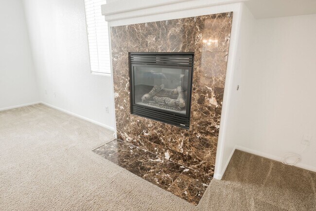 Building Photo - 3 bedroom - 2 story home located in 89141