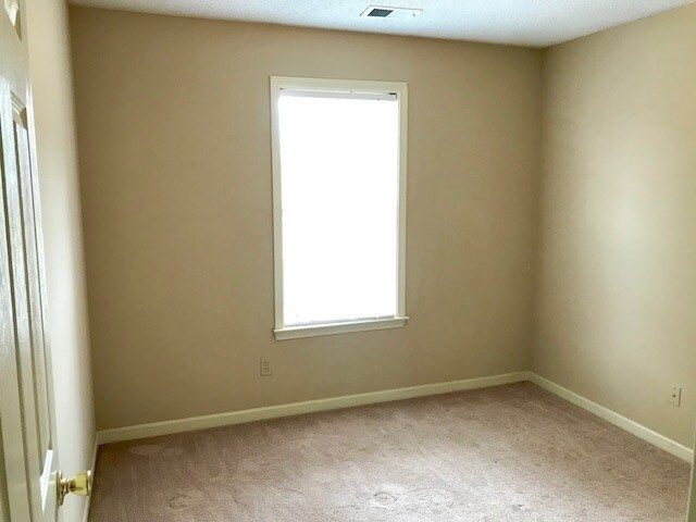 Building Photo - Now Leasing A 3 Bedroom 2 Bath Home In Cordova