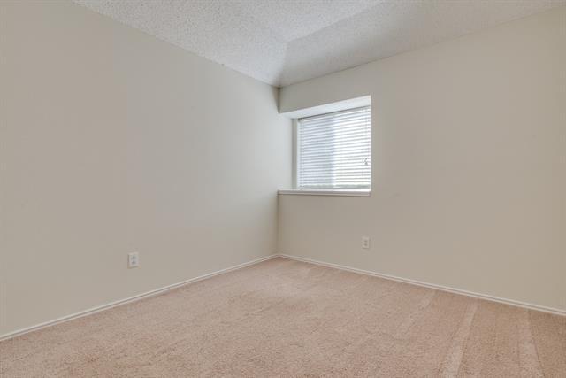 Building Photo - 3803 Branch Hollow Cir