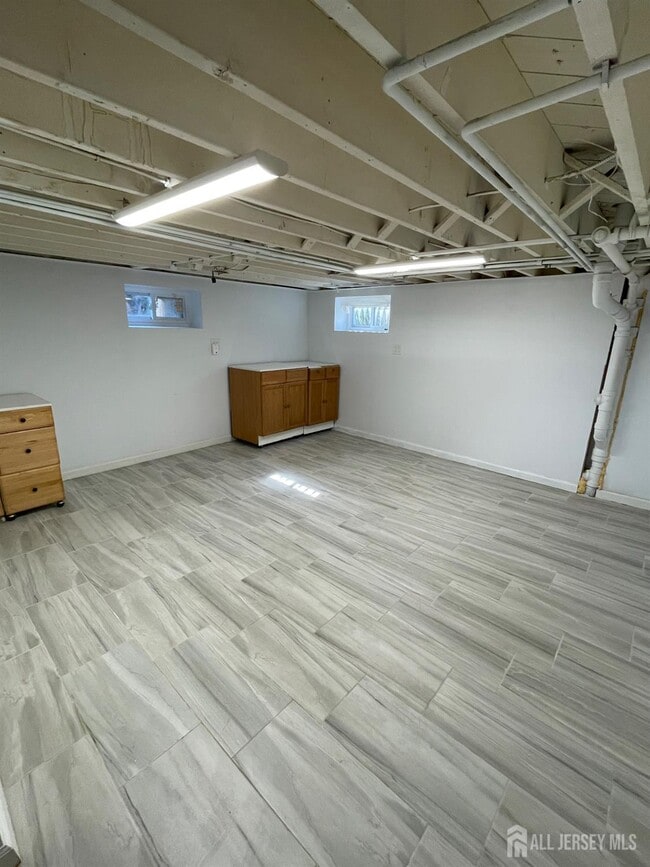 Building Photo - 326 Desota Ave