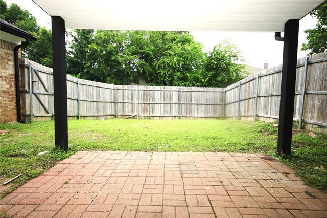 Building Photo - 5406 Yaupon Dr