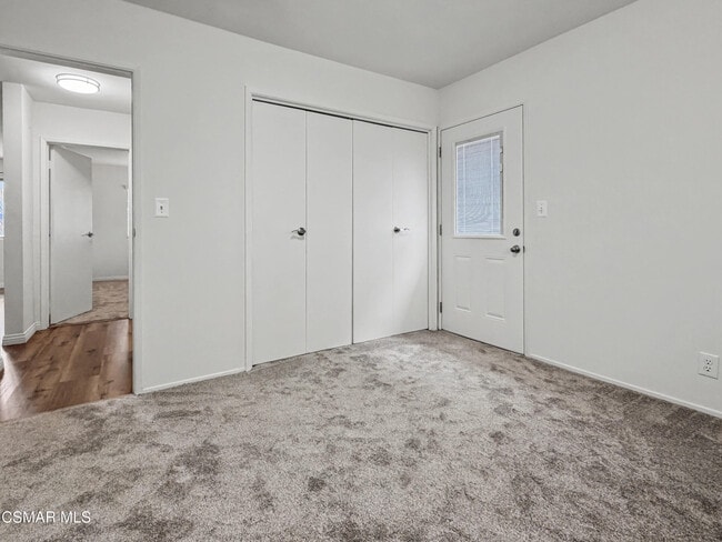 Building Photo - 2485 E Hillcrest Dr