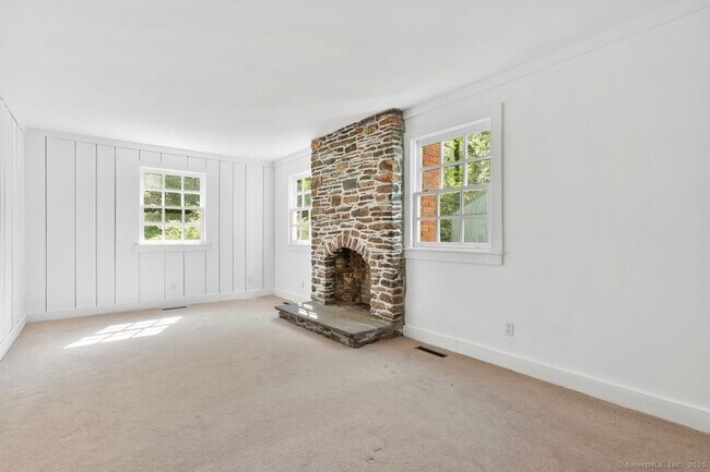 Building Photo - 231 N Georges Hill Rd