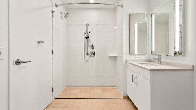 Building Photo - 35 Lomasney Wy