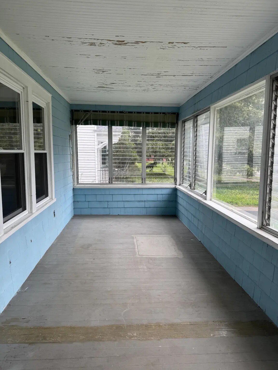 Building Photo - 83 Navarre Rd