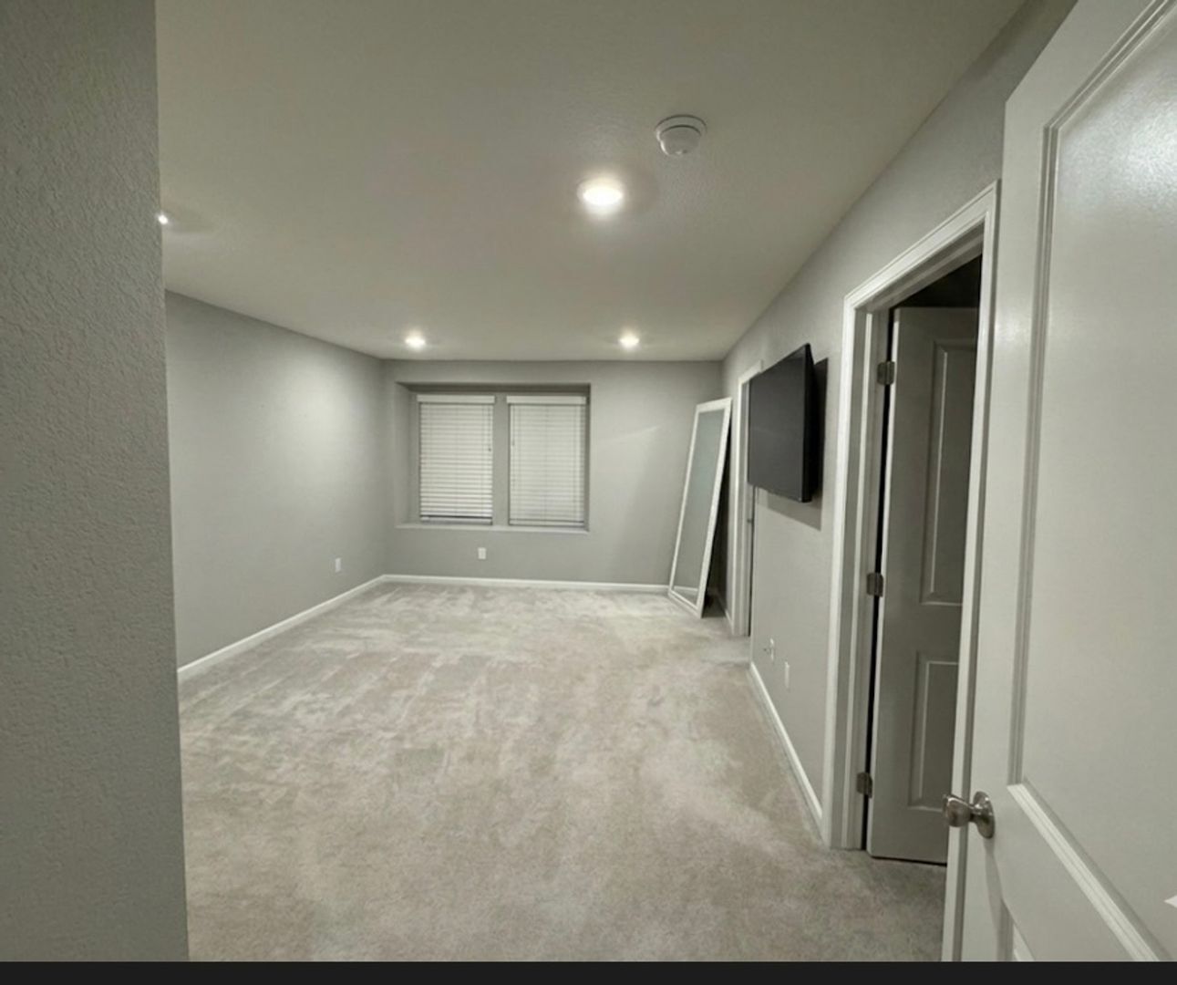 Building Photo - 21932 E Radcliff Cir