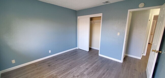 Building Photo - 252 A St