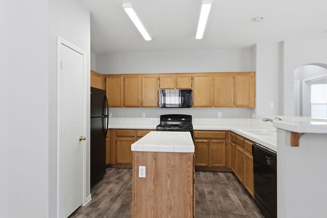 Building Photo - 2529 Rainbow Cactus Ct