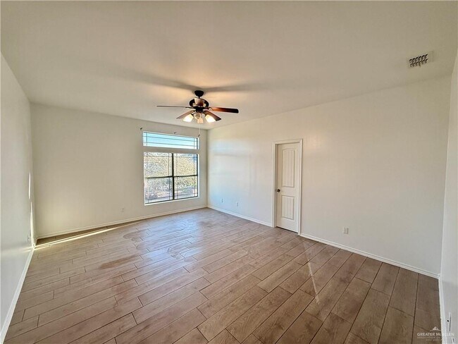 Building Photo - 15 Colorado St