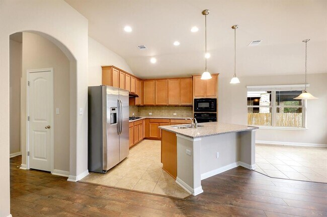 Building Photo - 125 David Duval Ct
