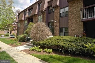 Building Photo - 1424 Country Mill Dr