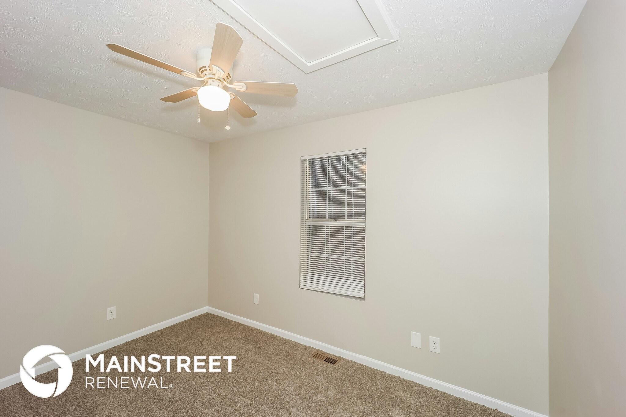 Building Photo - 6115 Forrest Ave