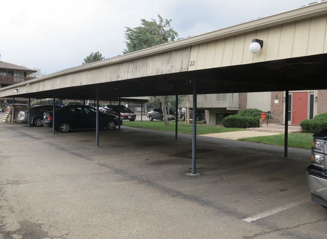 Building Photo - Beautiful 2B/2B Apartment Available Now! HALF OFF FIRST MONTHS RENT