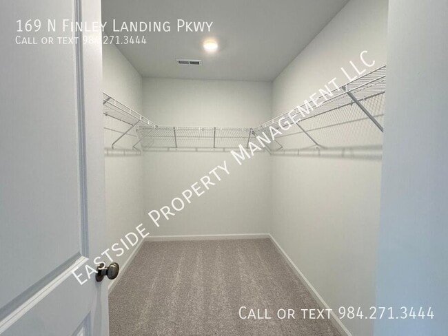 Building Photo - 169 S Finley Lndg Pkwy
