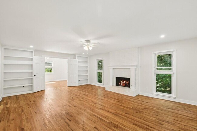 Building Photo - 2799 Brookcliff Landing NE