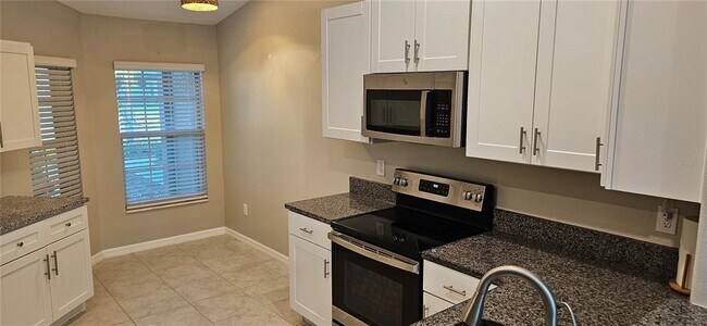 Building Photo - 13407 Crest Lake Dr