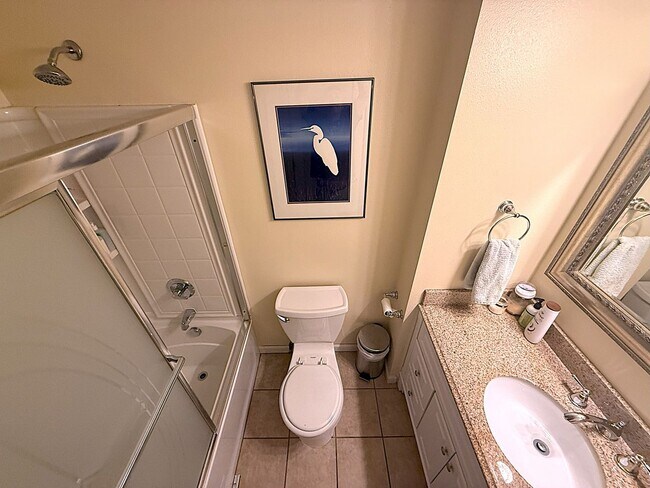 Building Photo - 17215 SW Barcelona Way