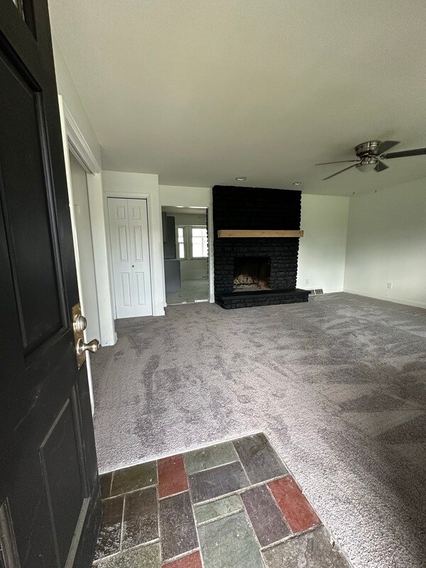 Building Photo - 5125 Bigelow Dr