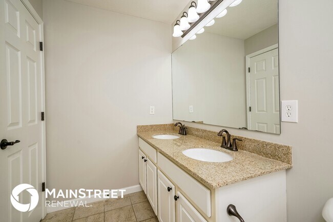 Building Photo - 256 Legacy Blvd