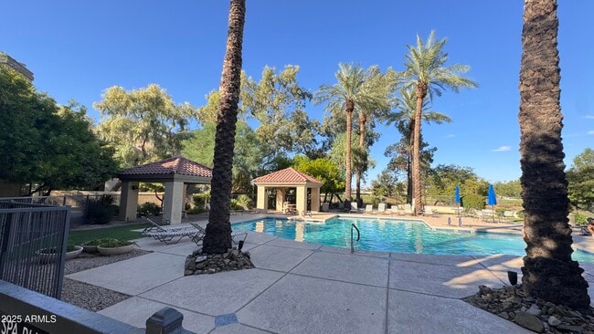 Primary Photo - 4925 E Desert Cove Ave