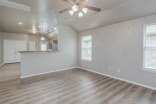 Building Photo - 8113 Frye Ln