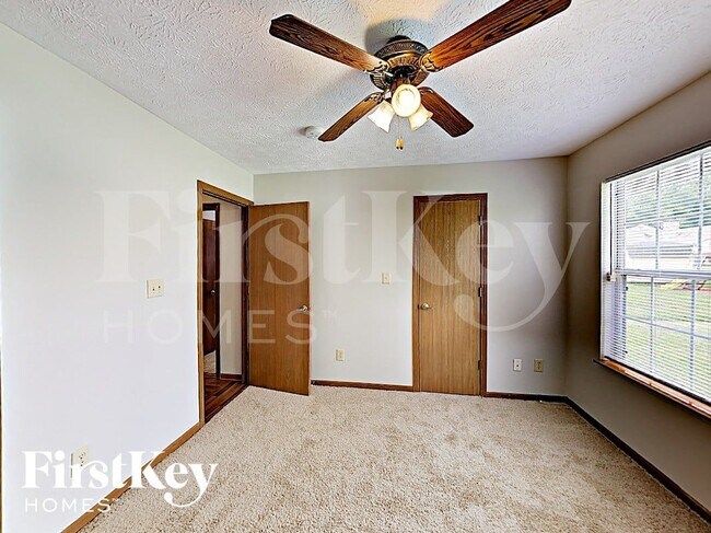 Building Photo - 540 Buffalo Run Dr