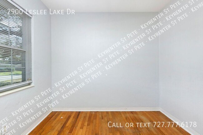 Building Photo - 2900 Leslee Lake Dr N