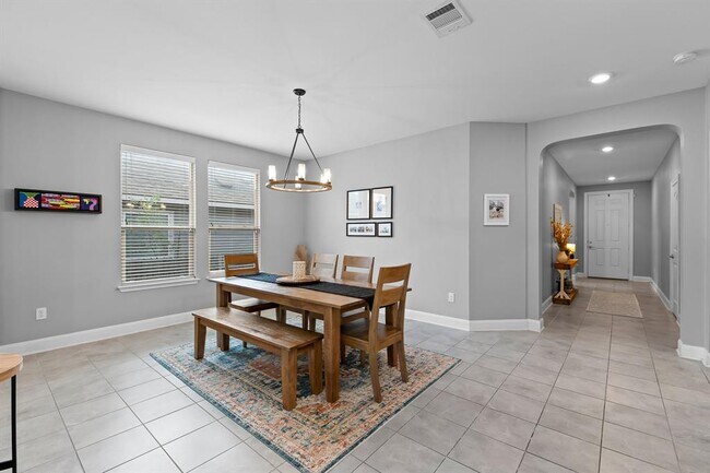 Building Photo - 7813 Peccary Dr