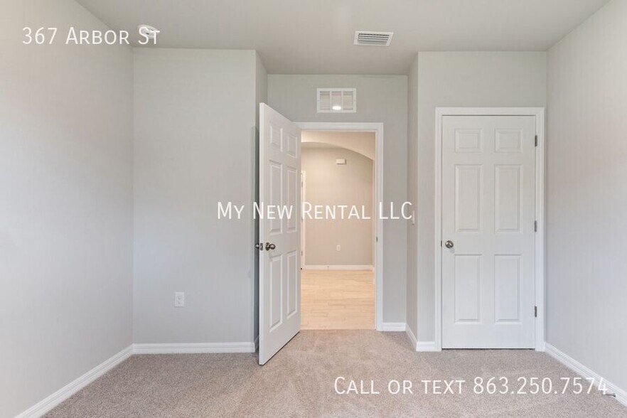 Building Photo - 367 Arbor St