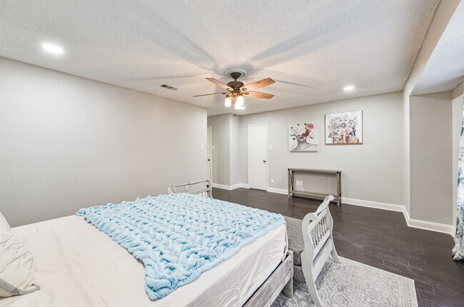 Building Photo - 14111 Misty Meadow Ln