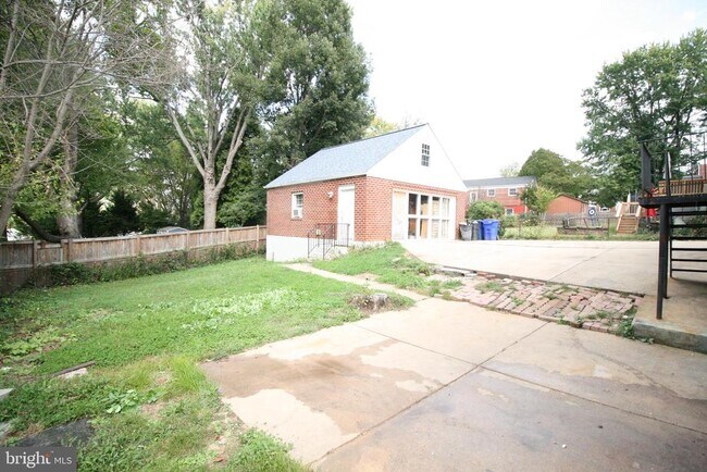 Building Photo - 4613 Wilwyn Way