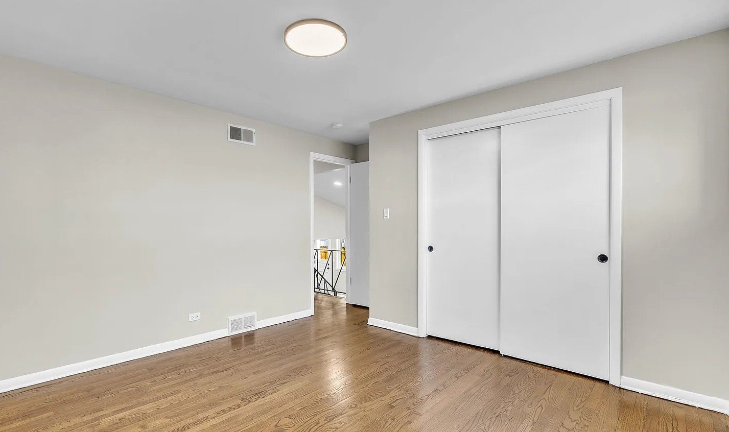 Building Photo - 11011 W Roosevelt Rd