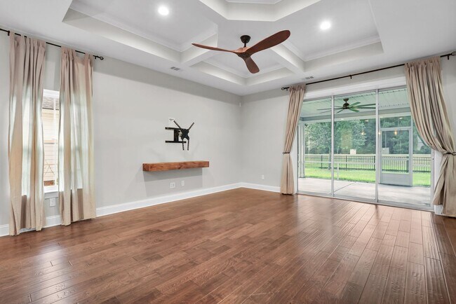 Building Photo - Spacious 4BR/3BA Pooler Home – Lagoon Views, Prime Location