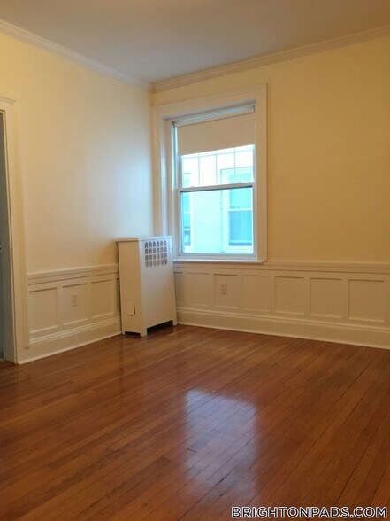 Building Photo - 115 Kilsyth Rd