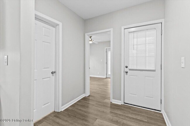 Building Photo - 1018 S 47th St