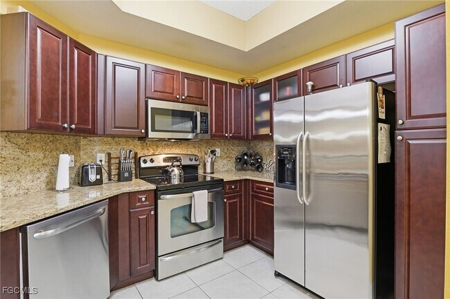 Building Photo - 8560 Violeta St