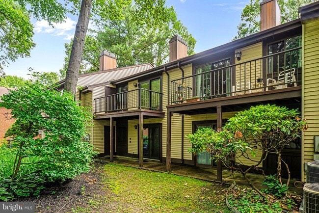 Building Photo - 202A Kelly Cove