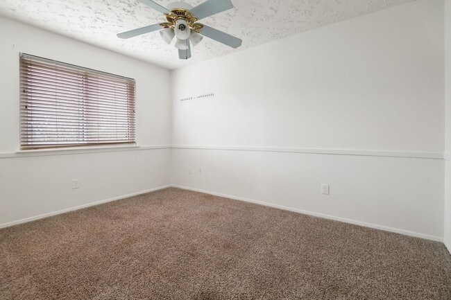 Building Photo - 3719 Straightfork Dr