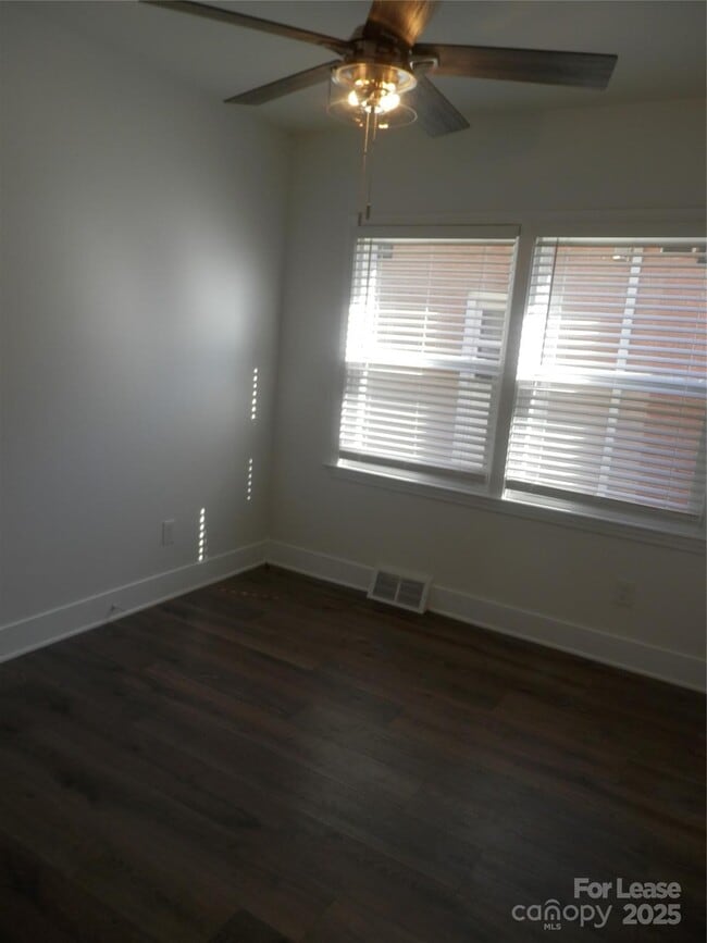 Building Photo - 1712 Washington Ave