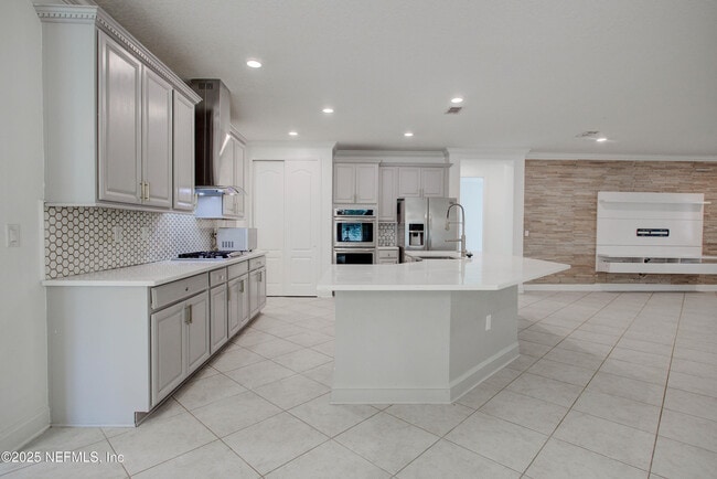 Building Photo - 174 Antilles Rd